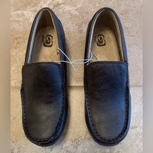 Dress Shoes - youth size 5